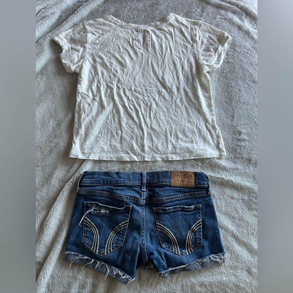 Hollister Outfit Bundle - Picture 2 of 6